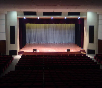 北京大興學(xué)校舞臺(tái)幕布定做豐臺(tái)學(xué)校禮堂電動(dòng)幕布學(xué)校阻燃幕布制作